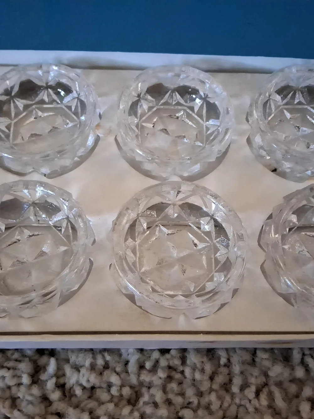 Vtg Set of 6 Salt Crystal Bowls & 2 Spoons Cut Glass Made in Japan w/Box